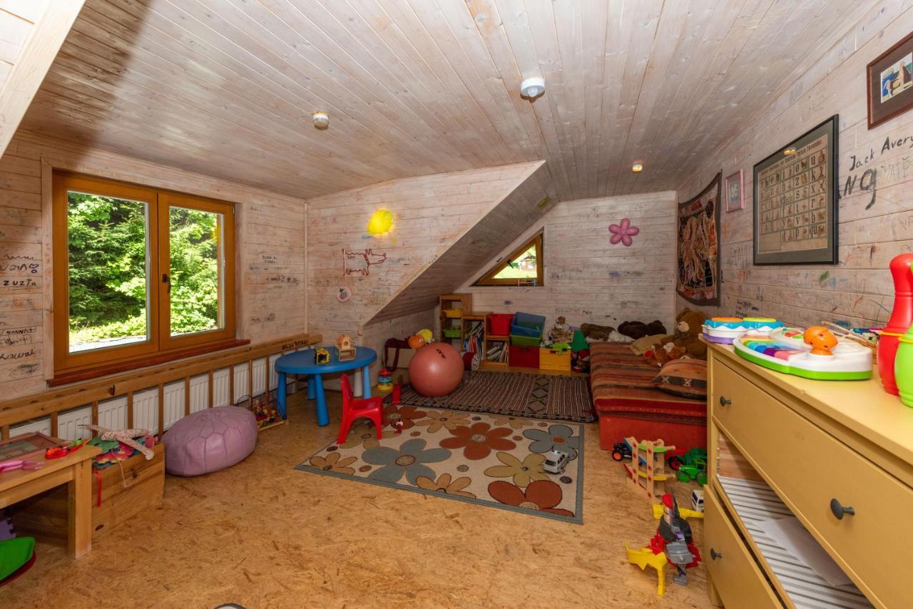 Hotel Modrin Pec pod Snezkou Esterno foto