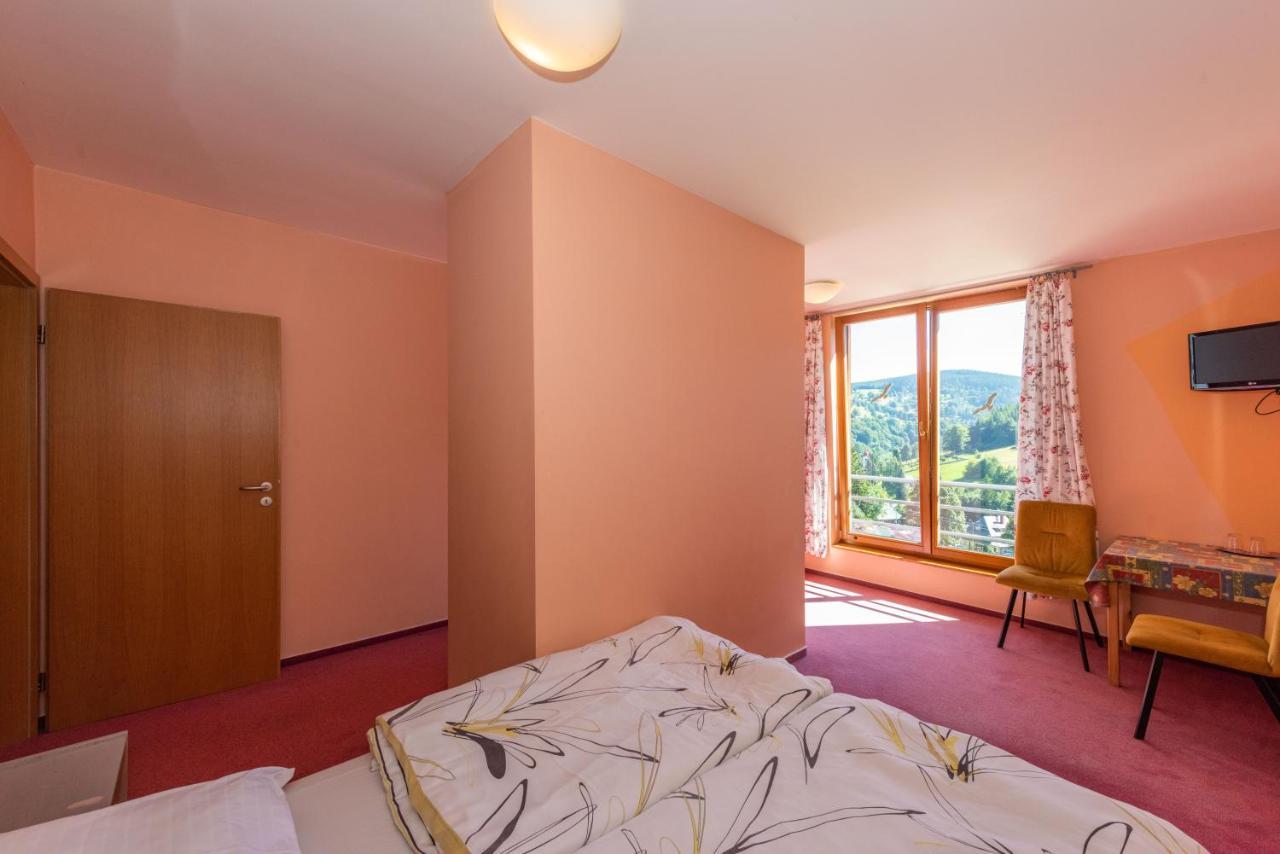 Hotel Modrin Pec pod Snezkou Esterno foto