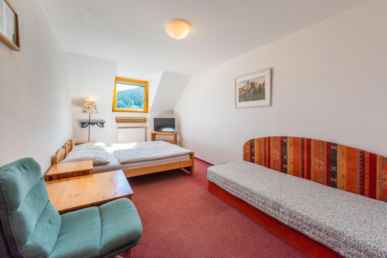 Hotel Modrin Pec pod Snezkou Esterno foto
